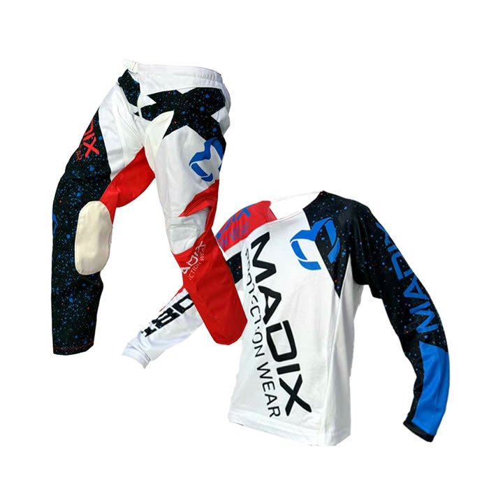 Kit ropa infantil Madix CN19 en color blanco y rojo